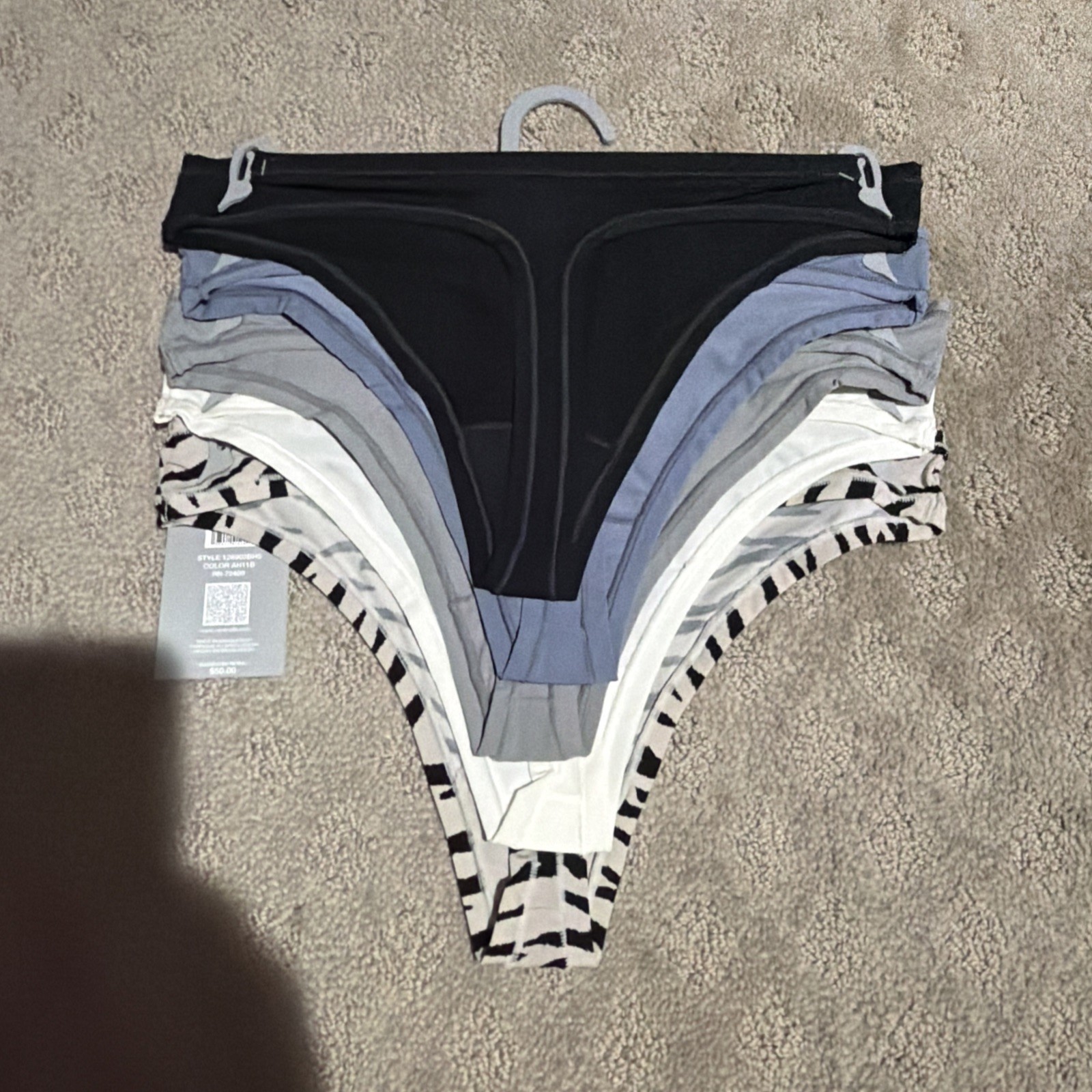 Essentials By Rene Rofe 5pk Multicolor Flexible Fit Thongs. Sz L. NWT!!