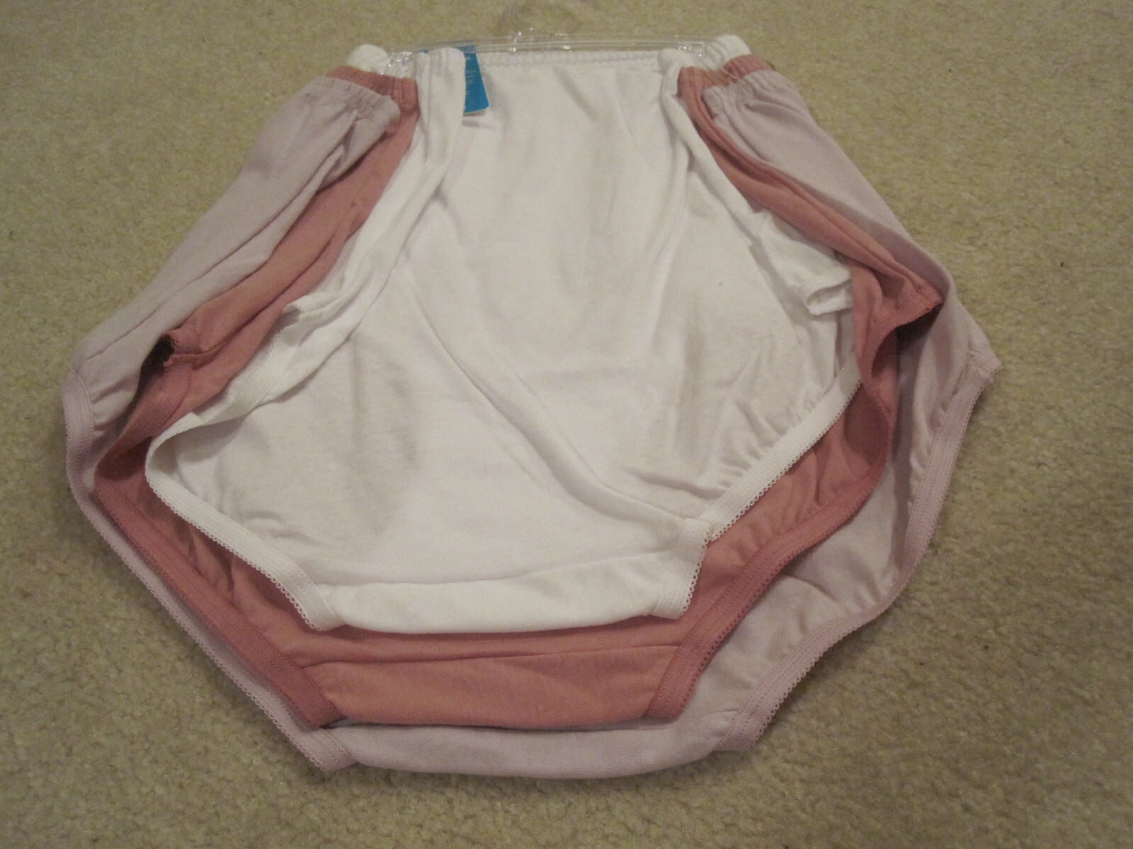 Vanity Fair ladies panties brief classic cotton 6 M style 15320 3 pair