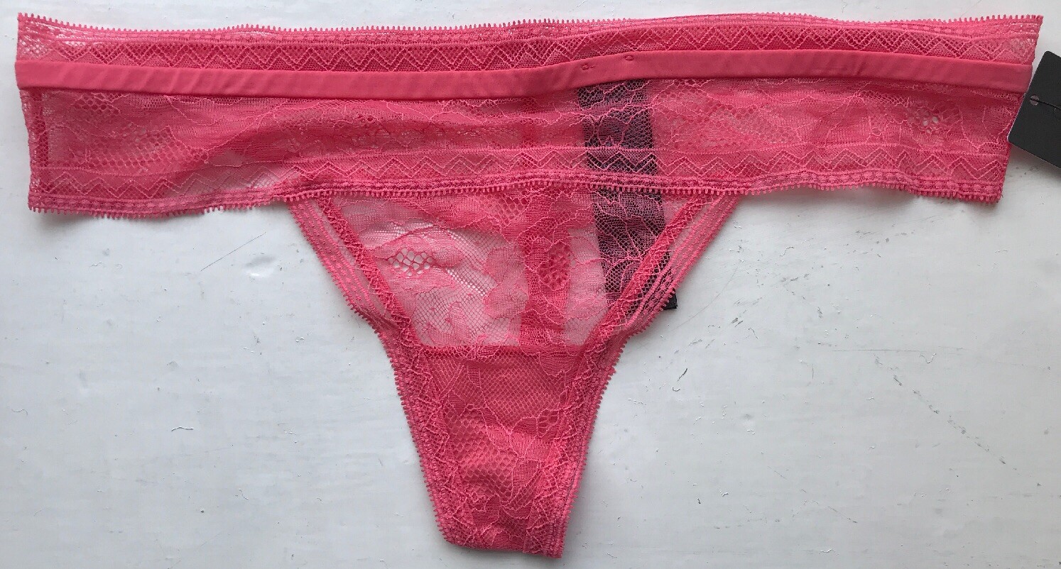 Calvin Klein Black Women’s Obsess Lace Thong – Pink – Medium – QF1945E-AFU
