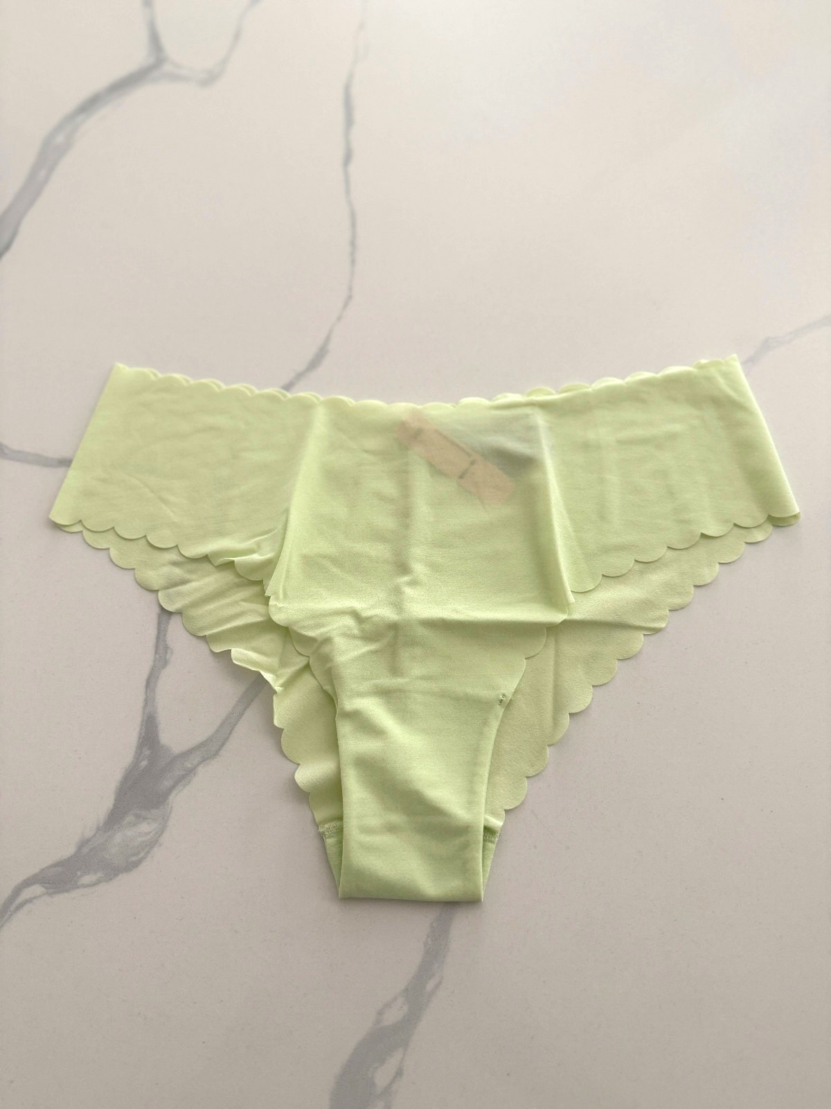 Victoria’s Secret Sexy Illusions No-Show Scalloped Cheeky Panty Neon Green