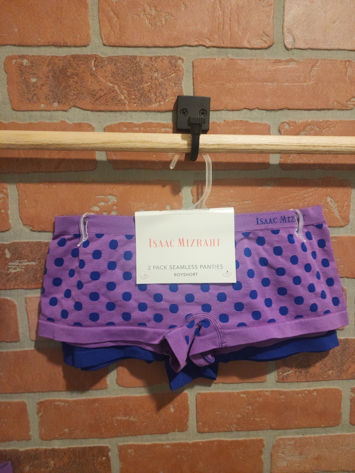 Isaac Mizrahi 2 Pack Seamless Panties Boy Shorts Medium Lot Of 3 Packs. Bin 5