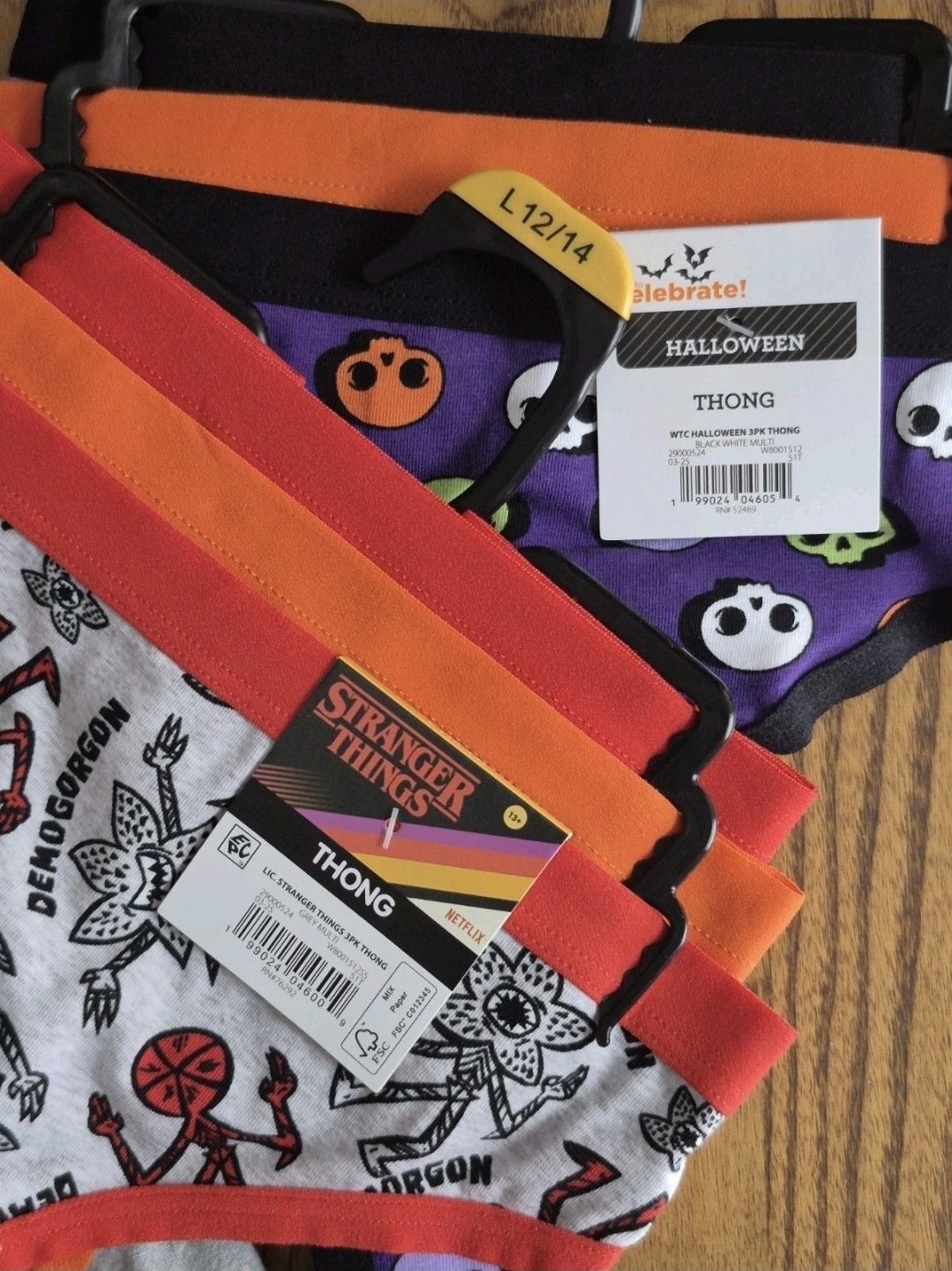 NEW Lot Of 4 Walmart Halloween Thongs 3 Packs, Size Large