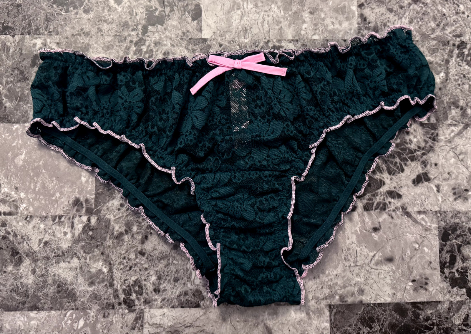 LOVESHACKFANCY VICTORIA’S SECRET PINK GREEN LACE RUFFLE BLOOMER CHEEKY PANTIES