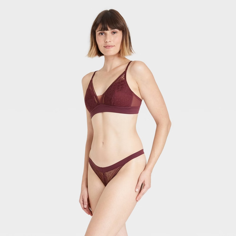 2 Pack Women’s Lace Thong, L, Burgandy & Orchid