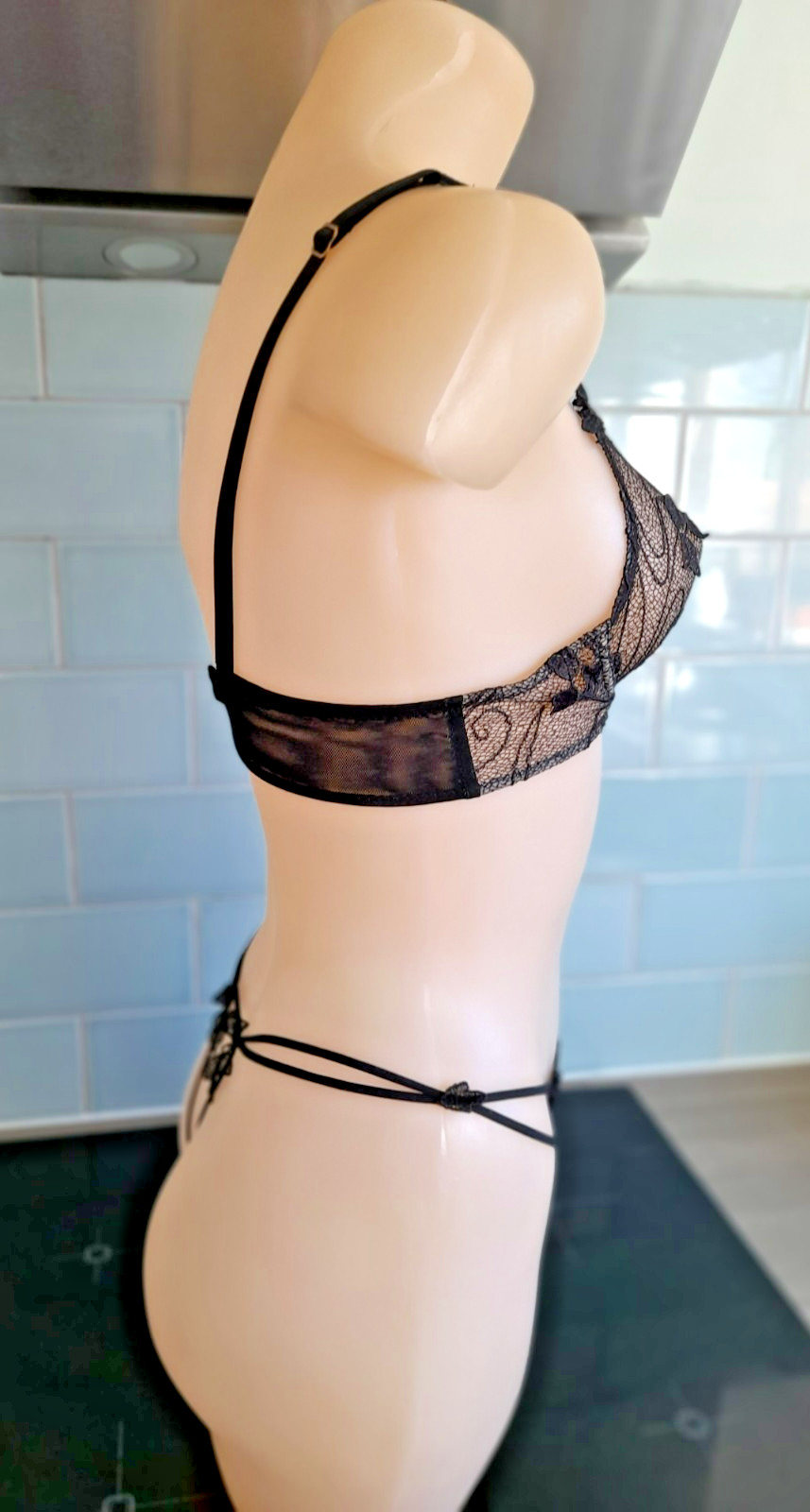 Janet Reger London Sheer Black Mesh SCARLETT String Sided Tanga