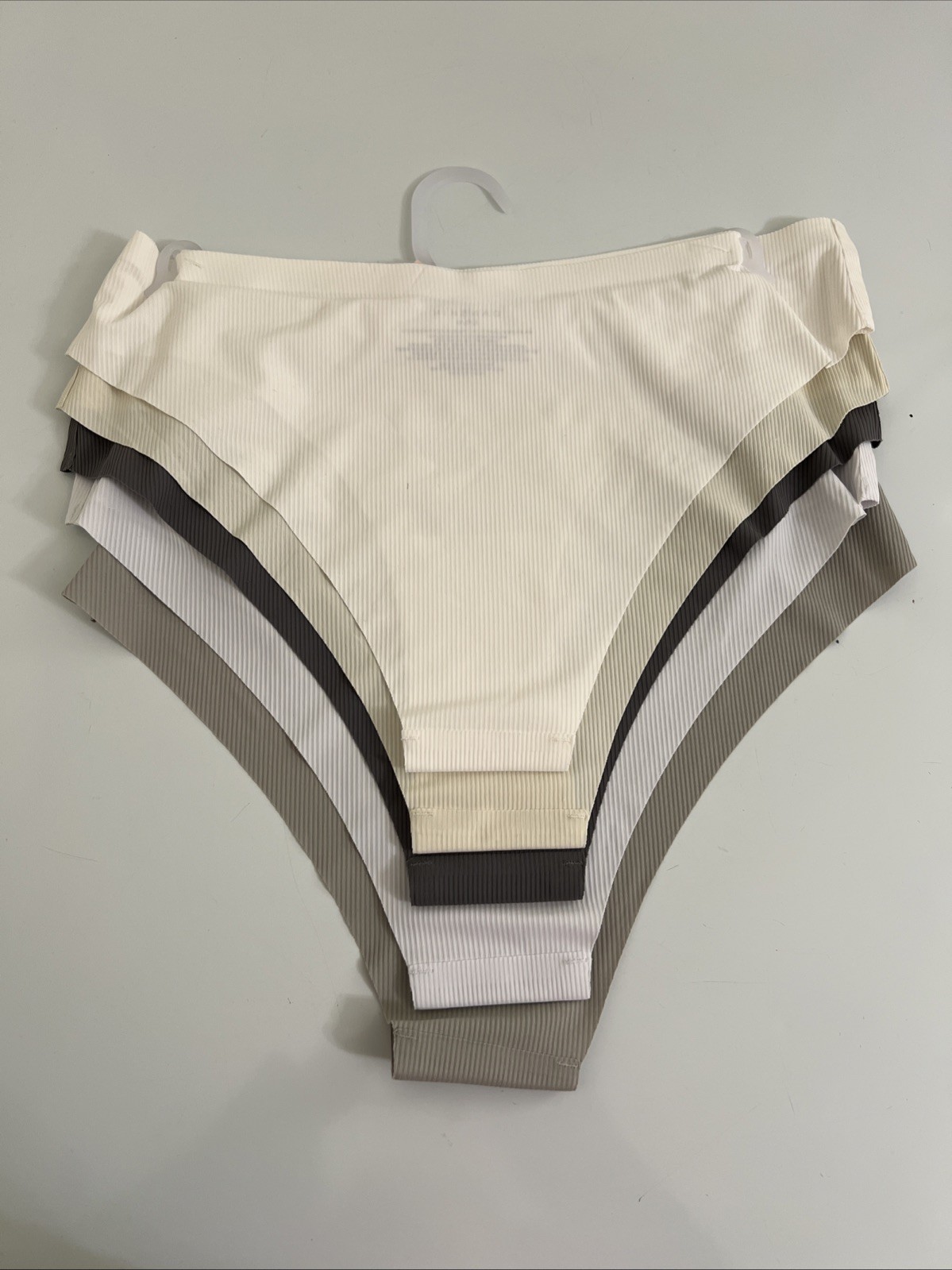 DANSKIN 5 Pack Women’s Logo No Show V Front Panties Underwear Neutral Colors L