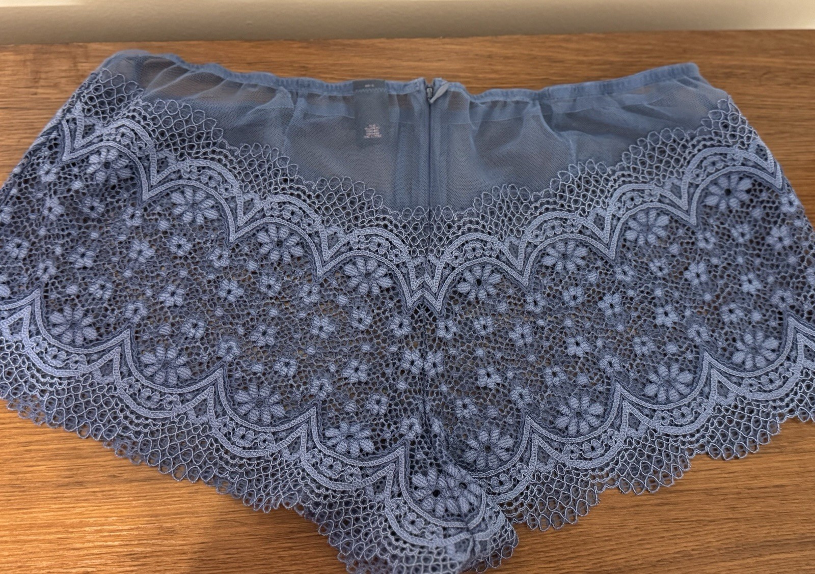 NWT Victoria’s Secret Crochet Lace Blue Boy Shorts Panty, Size Large
