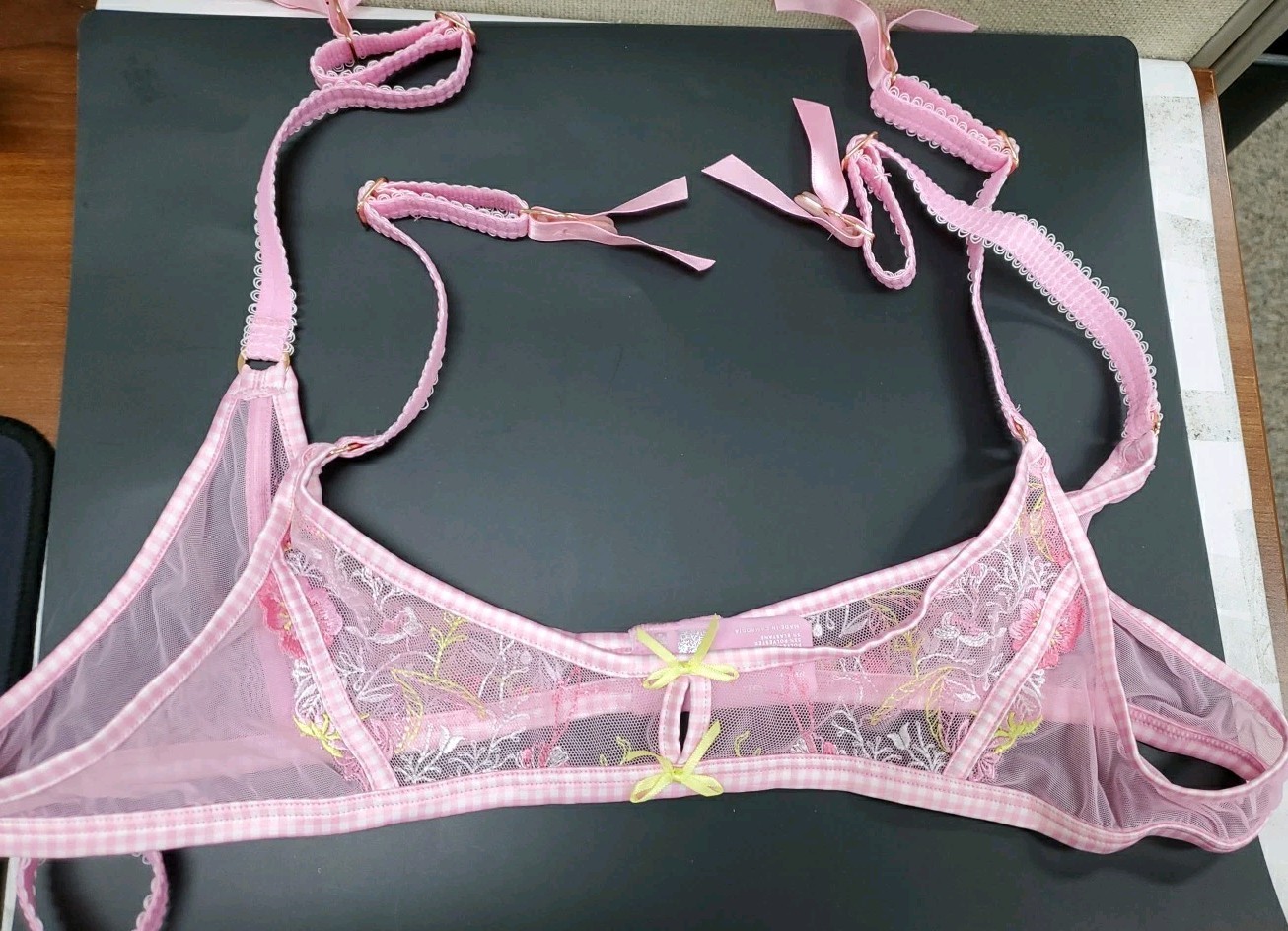 New LOUNGE Underwear Pink Nelly Thong/Suspender Set Size 3XL