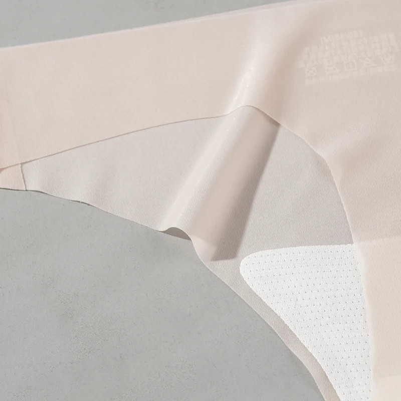 Low Rise Seamless Thong Panties Quick Dry Soft Stretch Comfortable Women Wear