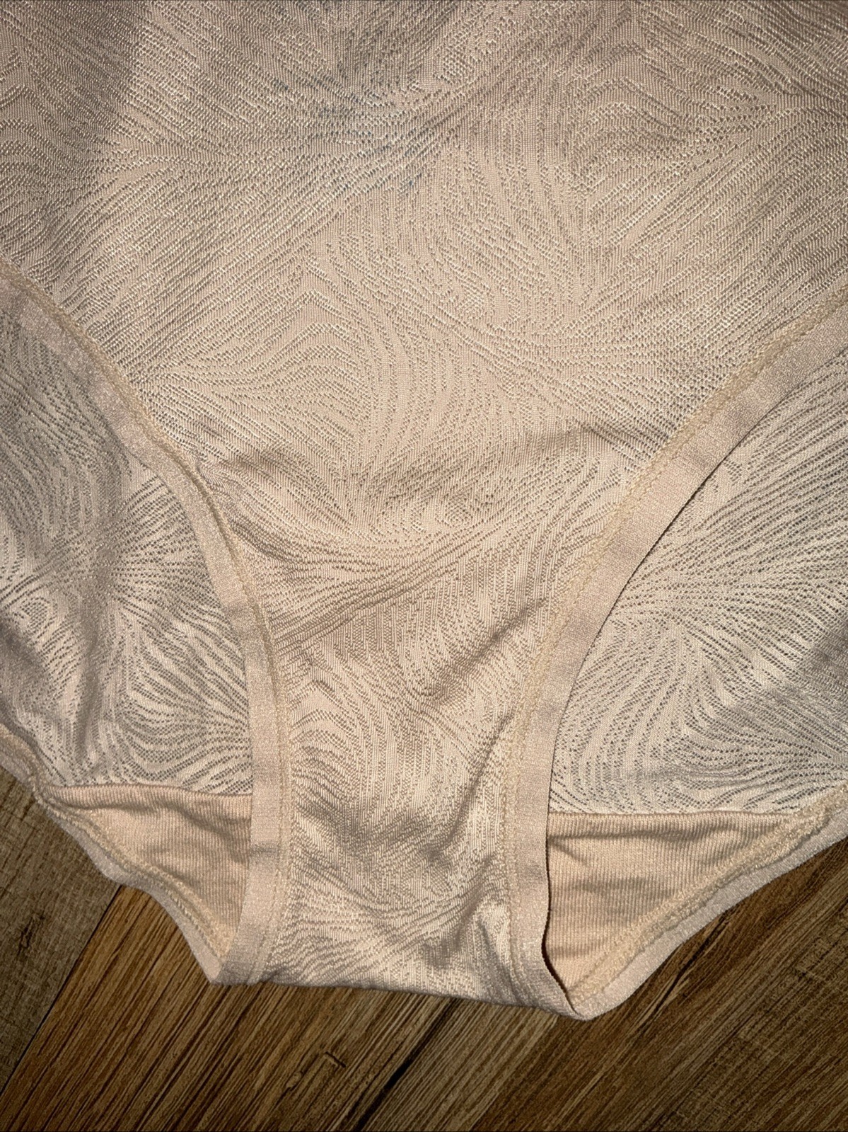 Vanity Fair Effortless HIPSTER ButterySoft Fabric & Lace Panty 13277 NUDE Sz-7/L