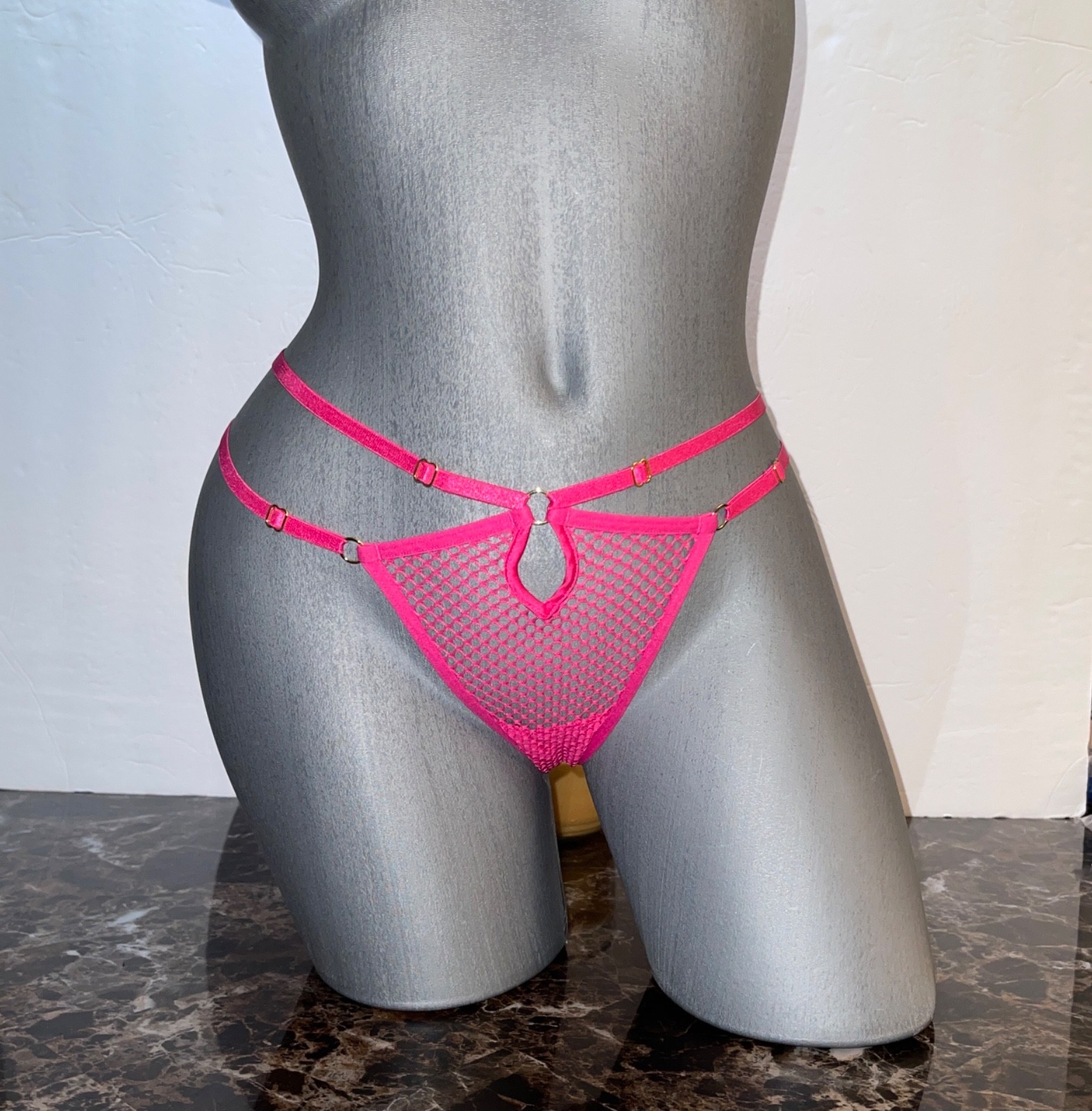 Victorias’s Secret Very Sexy Cheeky Bikini Panty Underwear. NWT