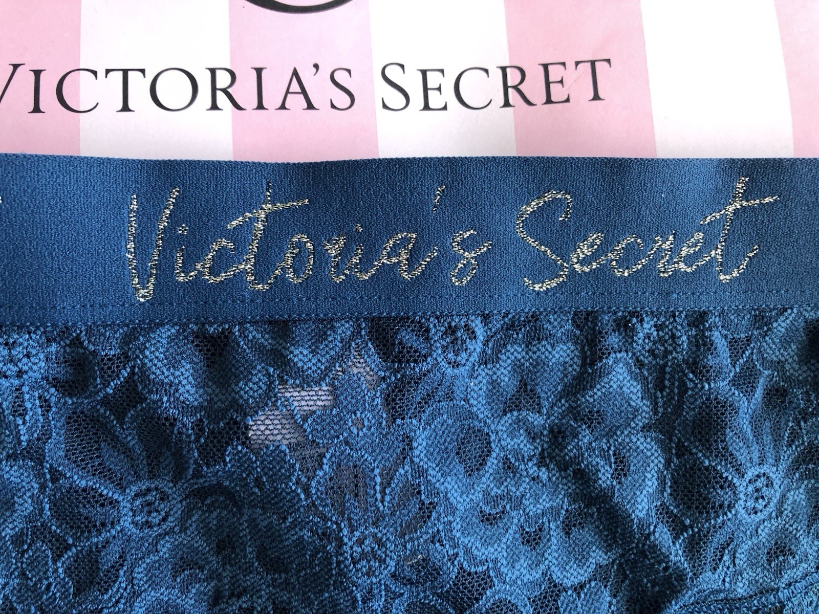 Victoria’s Secret Women’s Lace And Glitter Band Hiphugger Panty Dark Blue XL NWT