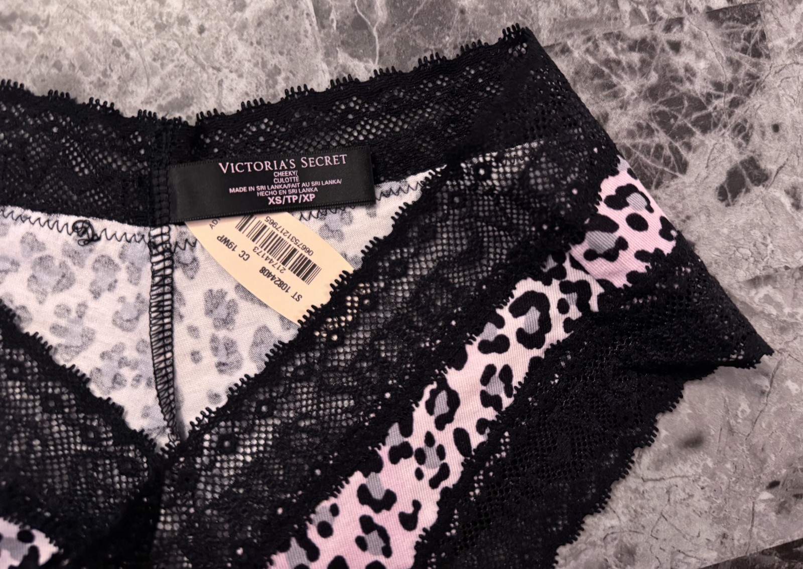 NWT VICTORIA’S SECRET XS PINK GRAY BLACK LEOPARD LOGO LACE RARE CHEEKY PANTIES