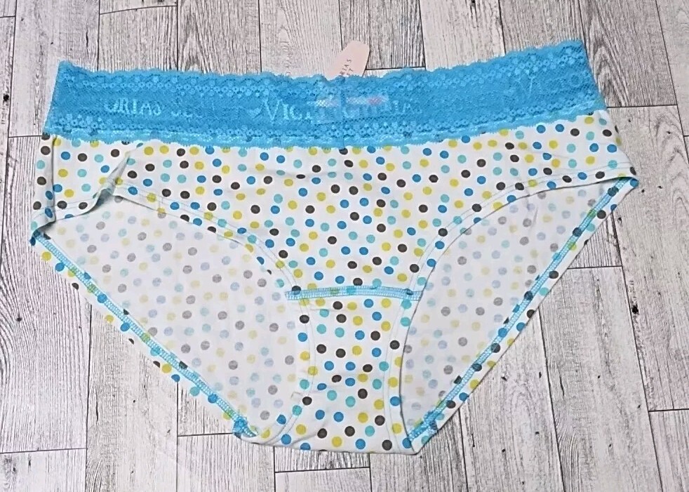 NWT Victoria Secret 2 Pair Panties Size Large – Low Rise Hiphugger/Bikini
