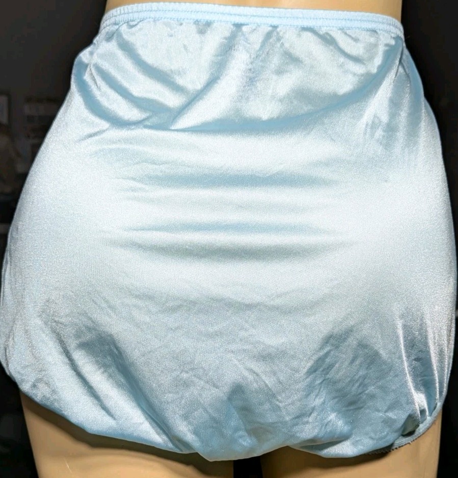 Retro VTG Vanity Fair Granny Panties Blue Satiny Nylon Lace Accent Size 7 Large