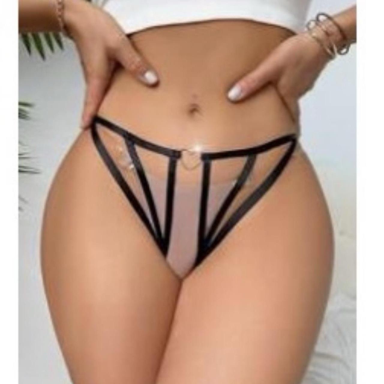 NWOT Black Crotchless Open Strappy Panties Plus Size 1XL Heart Hardware