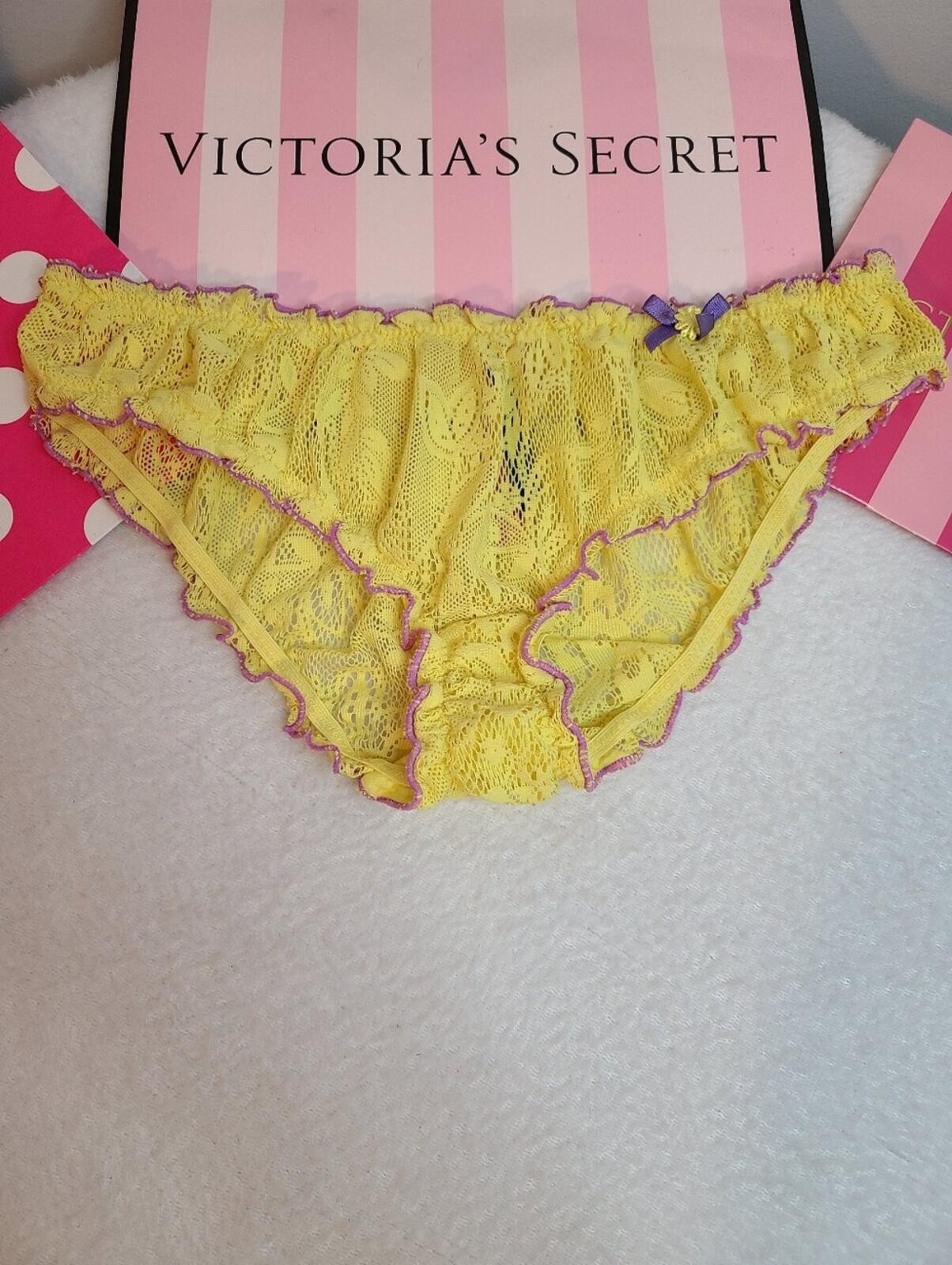 VTG Victoria’s Secret Sexy Little Things Sheer Lace Ruffle Bikini Panty Size M