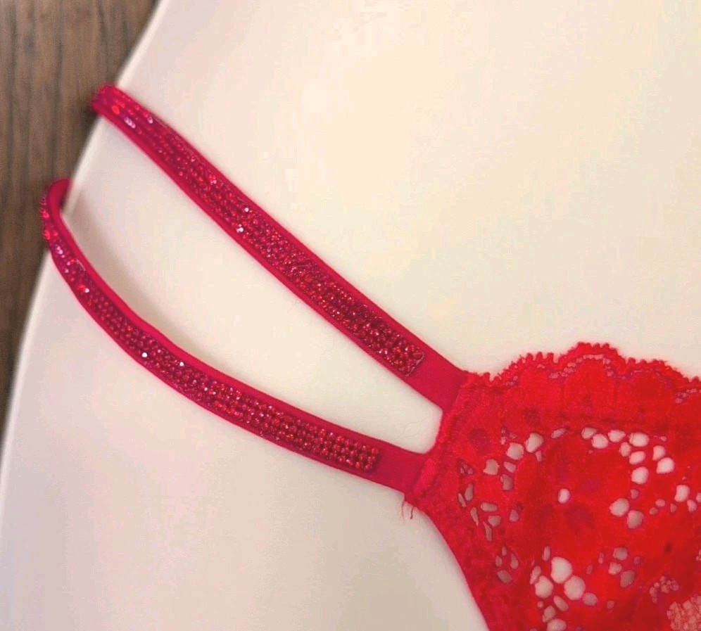 NEW Victoria’s Secret DREAM ANGELS Double SHINE STRAP Brazilian Slip RED sz. S