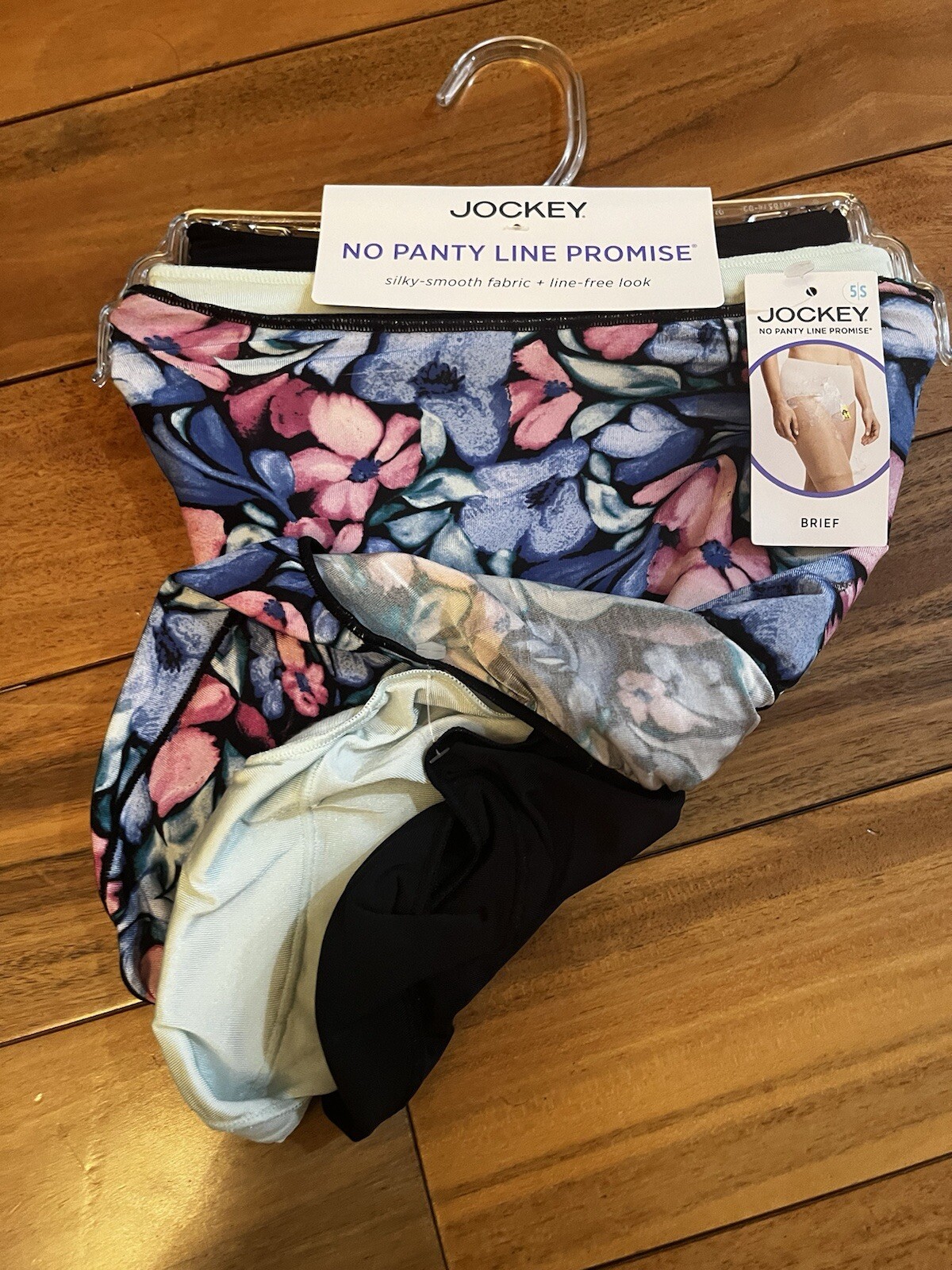Jockey Women 3 Pairs Briefs 5/Small No Panty Line Style 1770 Microfiber Multi