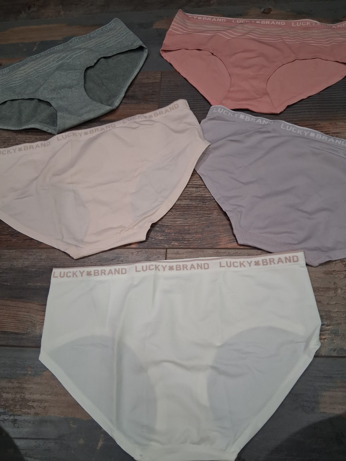 Lucky Brand Underwear Women’s 5 Seamless Extra Large New No Tags B23