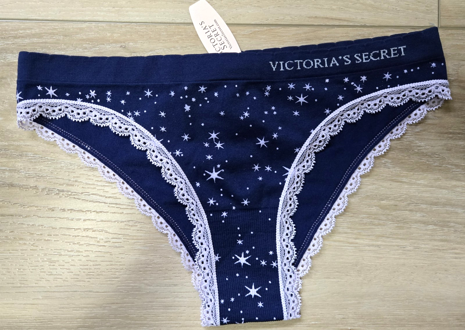 NWT Vintage Victoria’s Secret Celestial Smooth Seamless Lace Cheekini Panties S