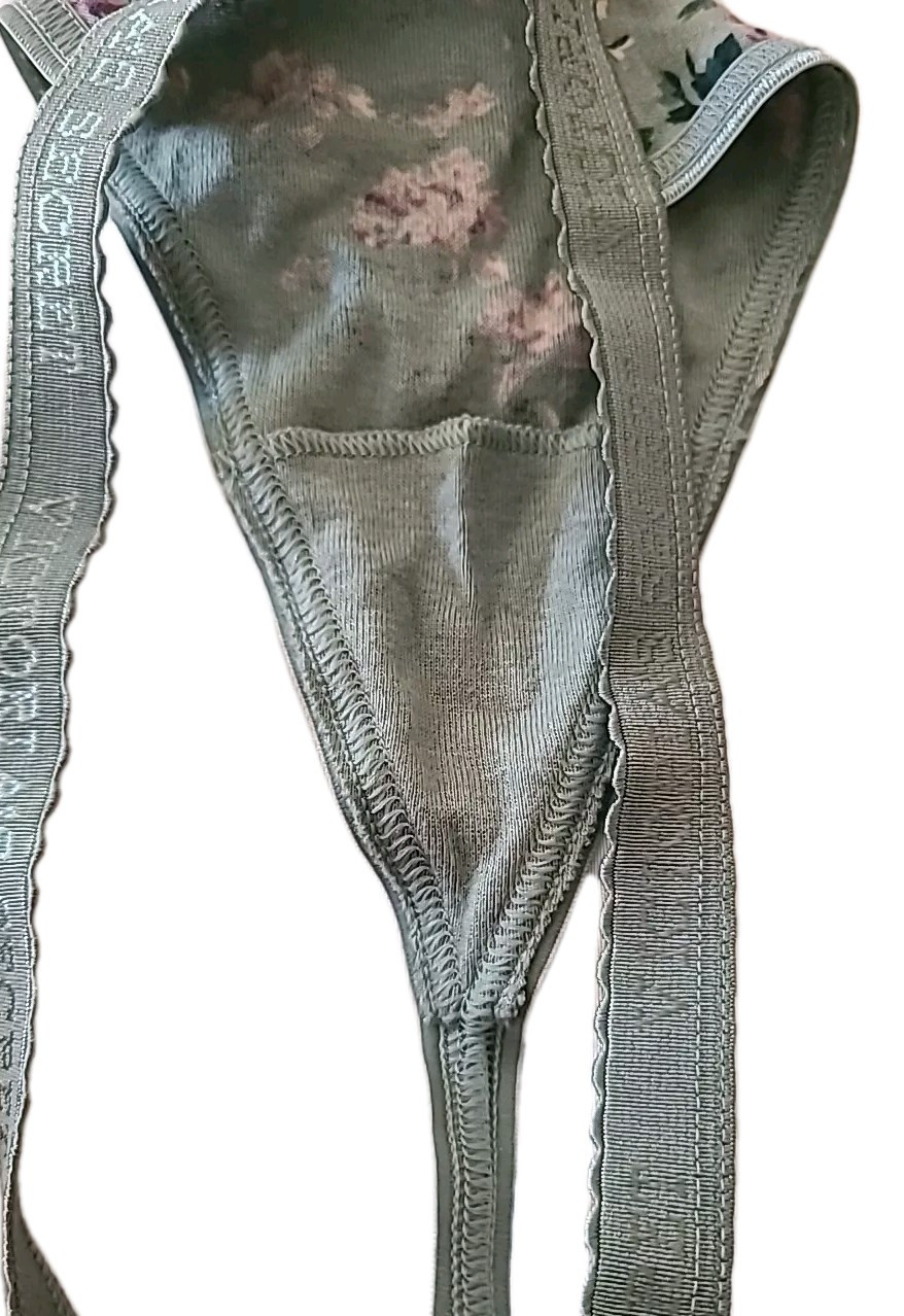 NWT Vintage Victoria’s Secret Small V-String Thong Panties Cotton 2003 Y2K RARE