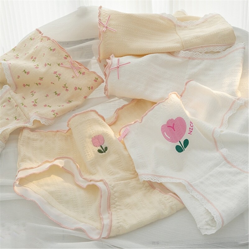 Women s Flower Embroidered Ruffled Panties Breathable Cotton Briefs for Everyday