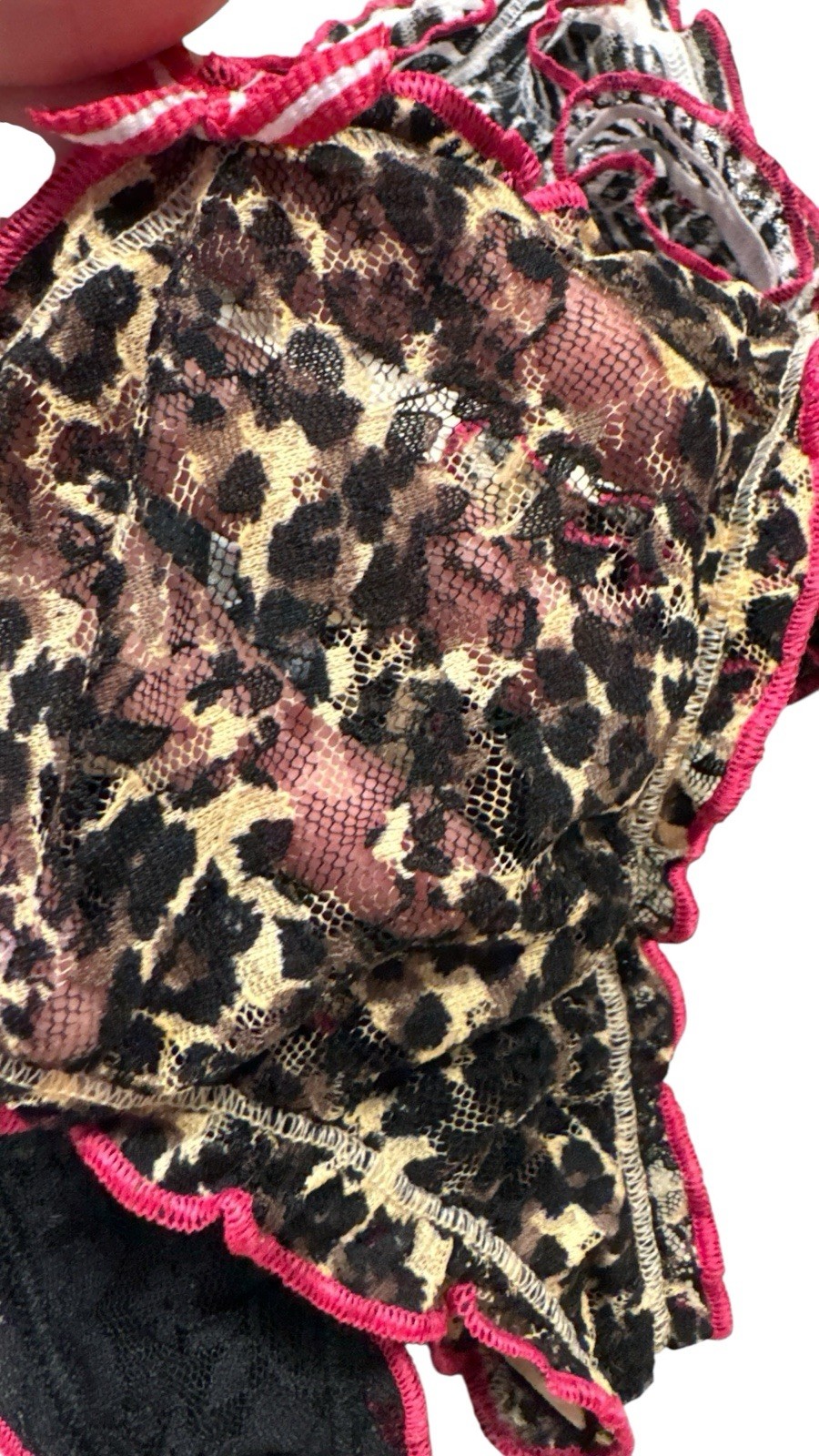 St. Eve Ruffle Edge Thong 3pk Black, Zebra, Leopard Print. M