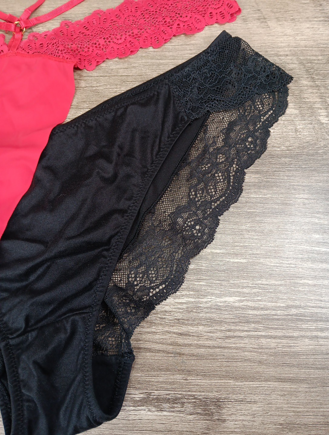 Maidenform Luxurious Lace Black High Cut Brief Panty XL/8 Red Thong 2pc Set