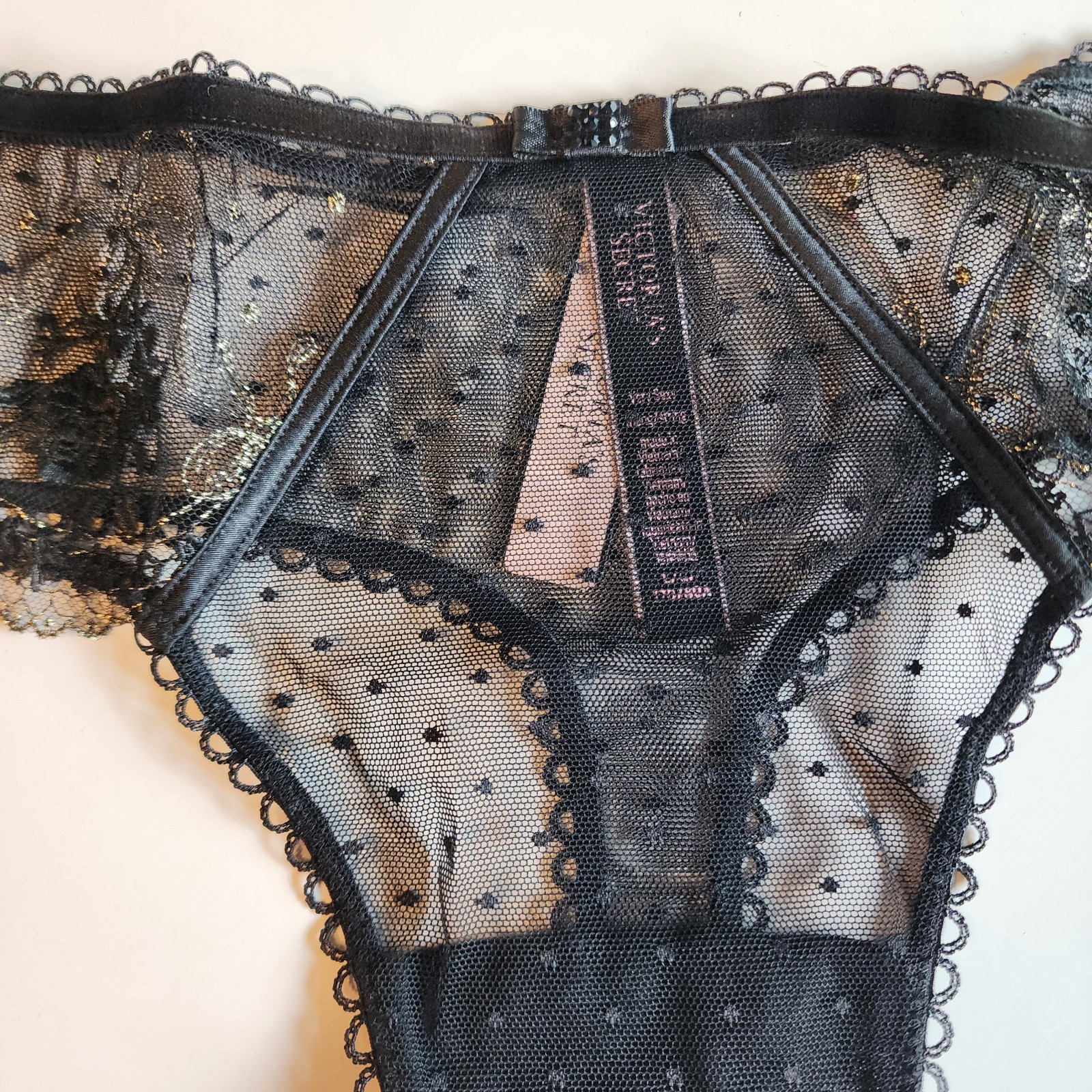 Victoria’s Secret Very Sexy Rose And Bows Thong String NWT Black Lace Size L