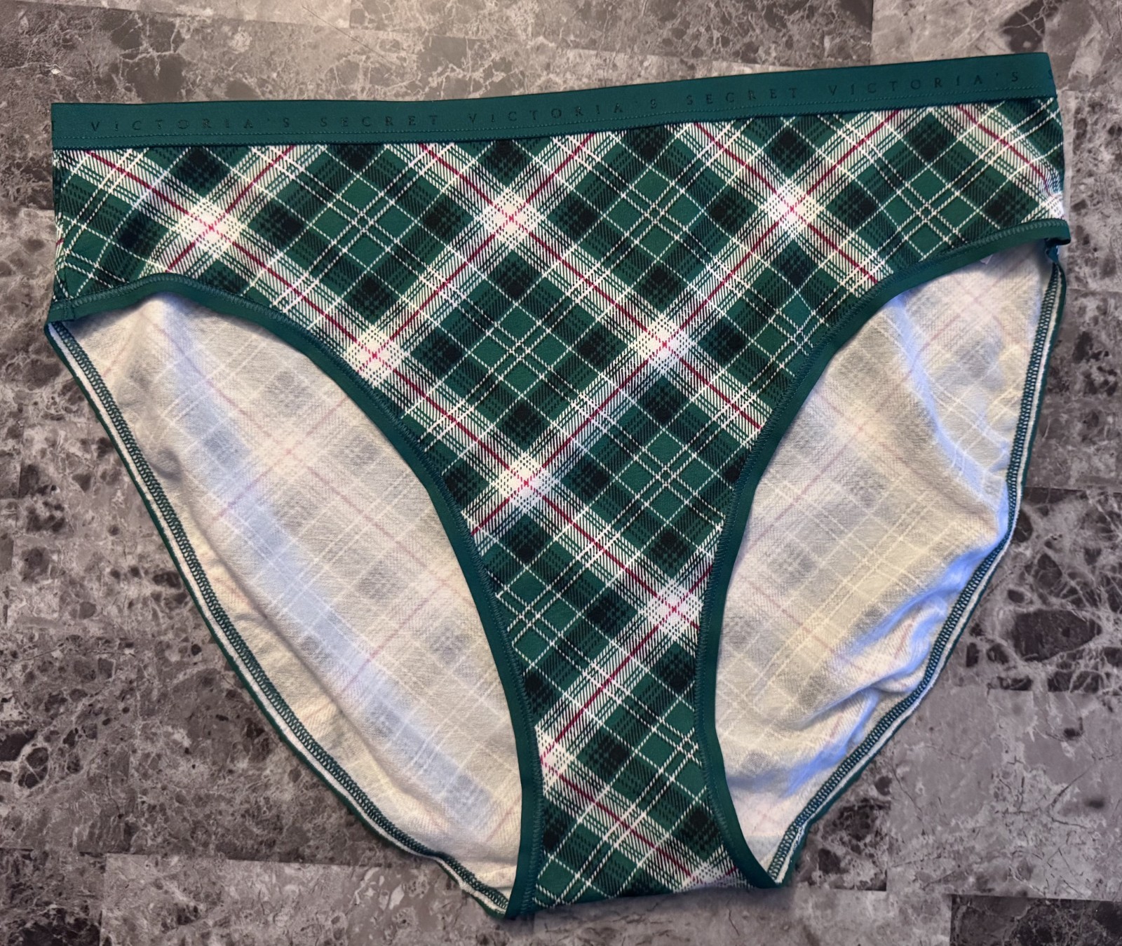 NWT VICTORIA’S SECRET L GREEN PLAID LOGO LIGHTWEIGHT BAND HIGH LEG BRIEF PANTIES