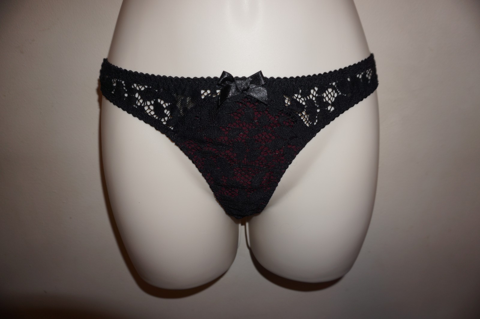 Agent Provocateur Nicolle thong black lace with dark cherry satin size 2 S NWT