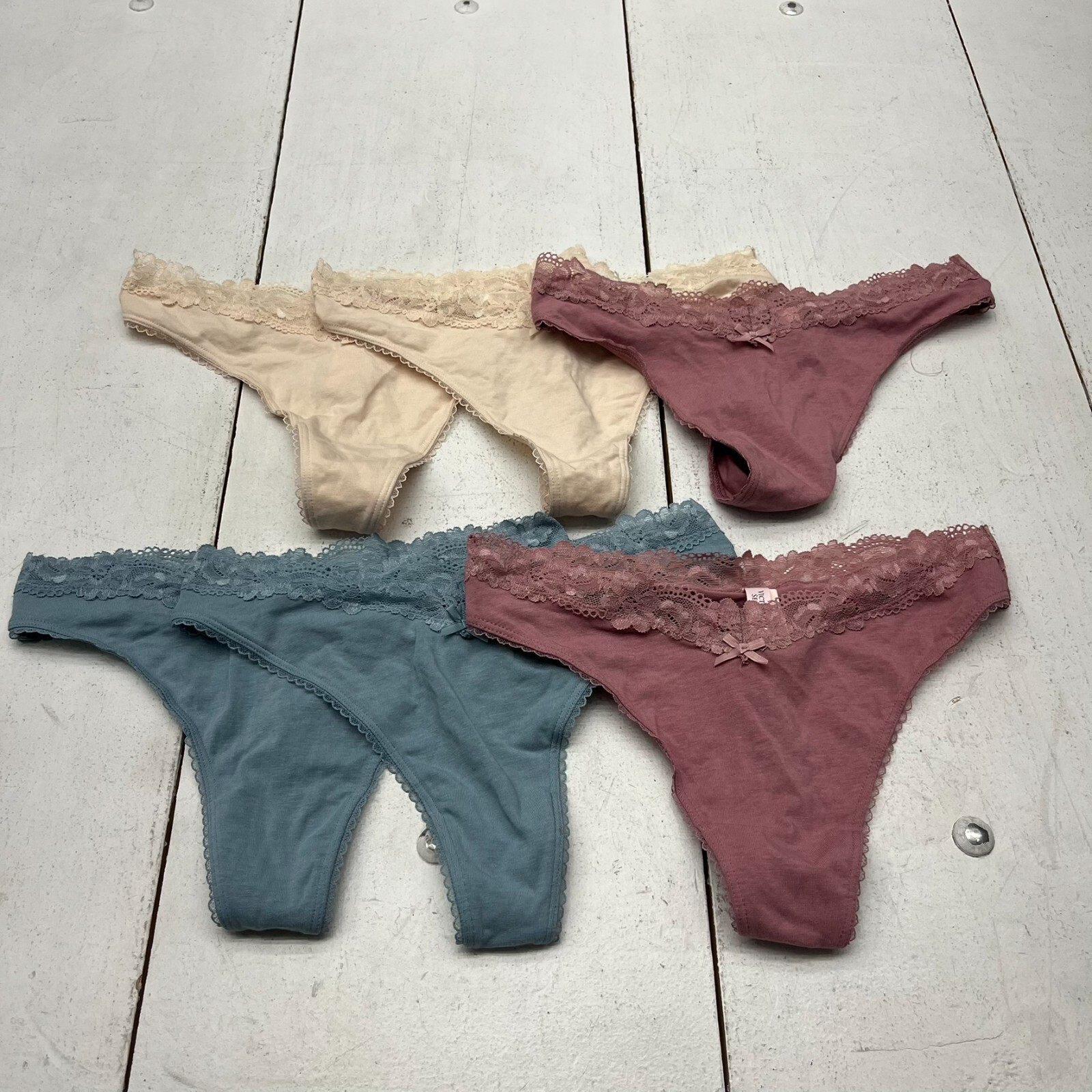 Victoria’s Secret High-Leg Lace Trim 6 Pack Thong Women’s Size Medium NEW