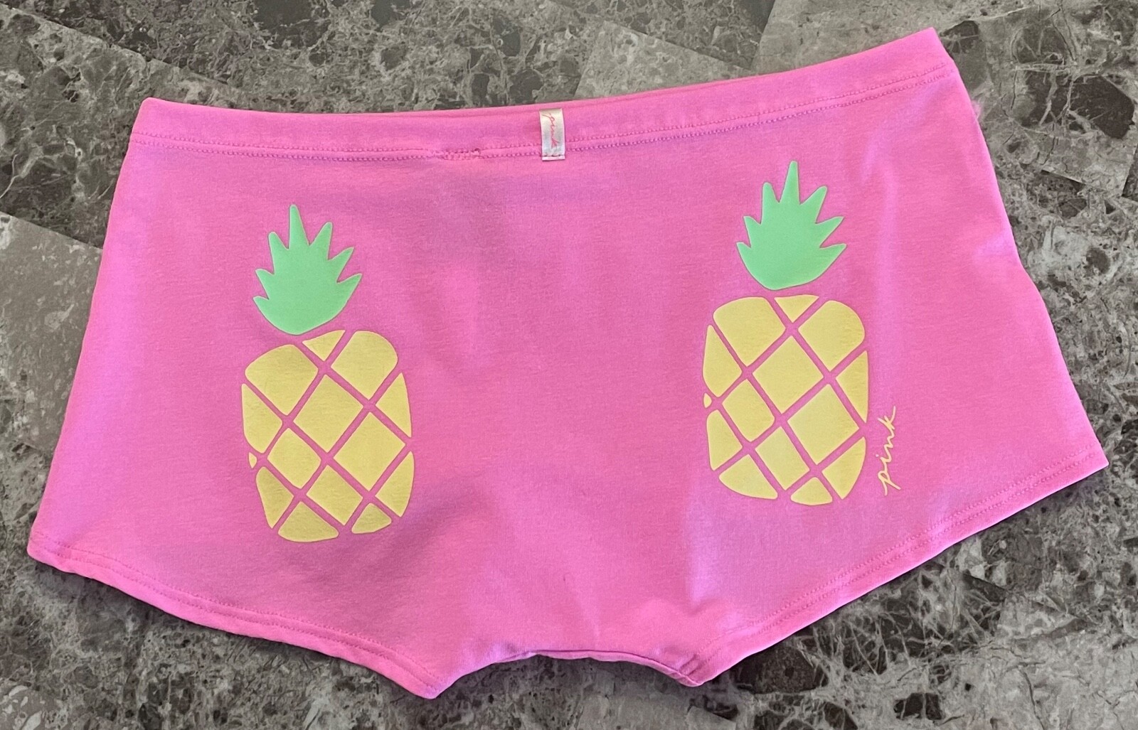 NWT VICTORIA’S SECRET PINK TROPICAL YELLOW GREEN PINEAPPLE BACK BOYSHORT PANTIES