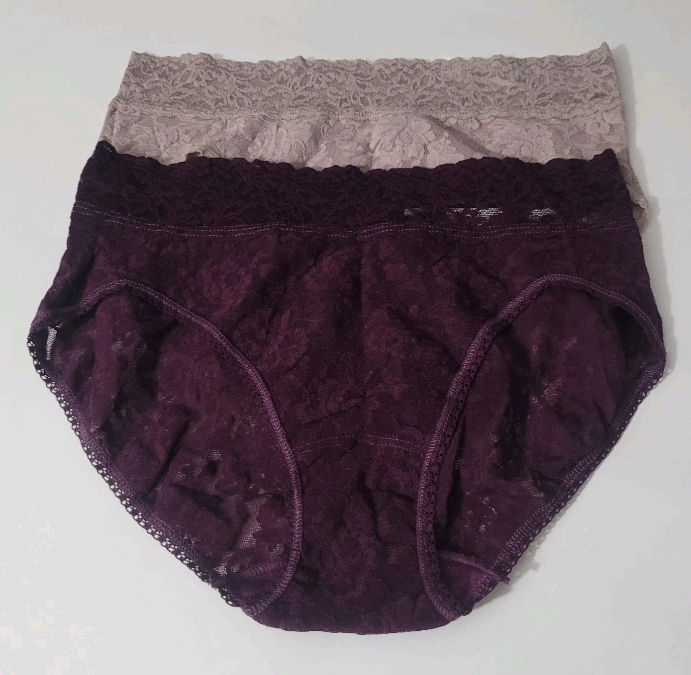 HANKY PANKY FRENCH BRIEFS SET OF 2 ASSORTED COLORS SIZE S.