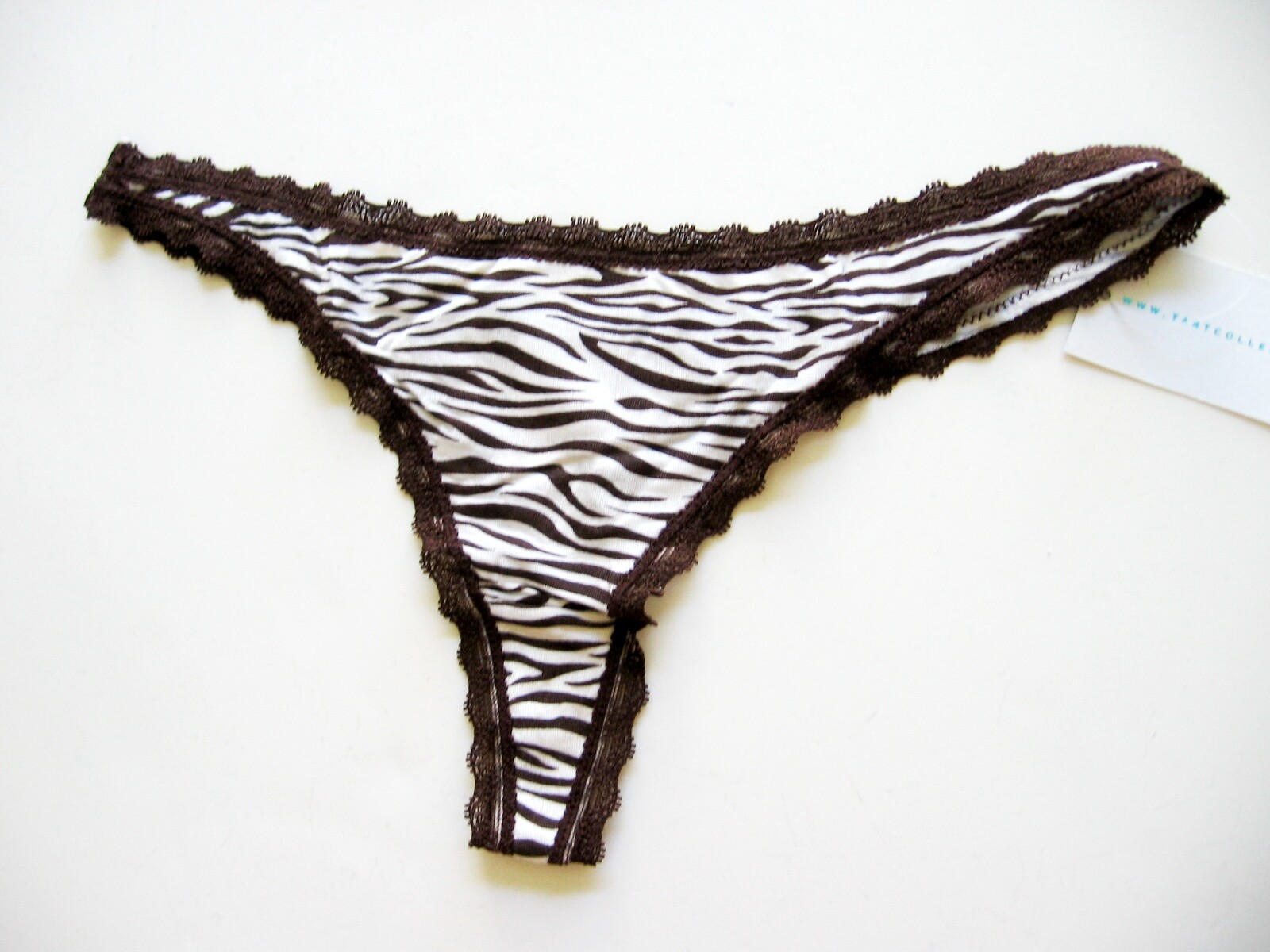 A049T Tart Intimates NEW Women’s Soft Stretch Modal Lace Opening Thongs S M L