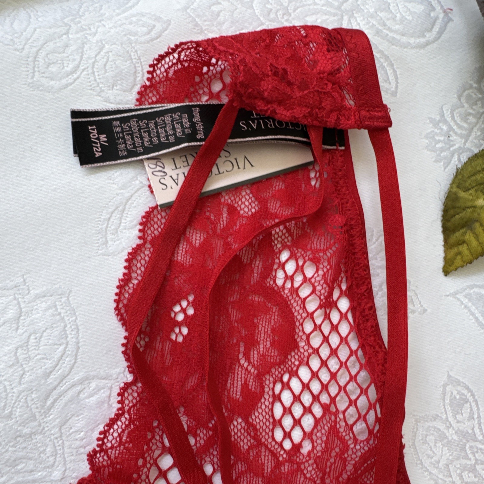 VICTORIA’S SECRET M RED SILKY W LACE CUT OUT STRAPPY OPEN SEXY THONG PANTIES NWT