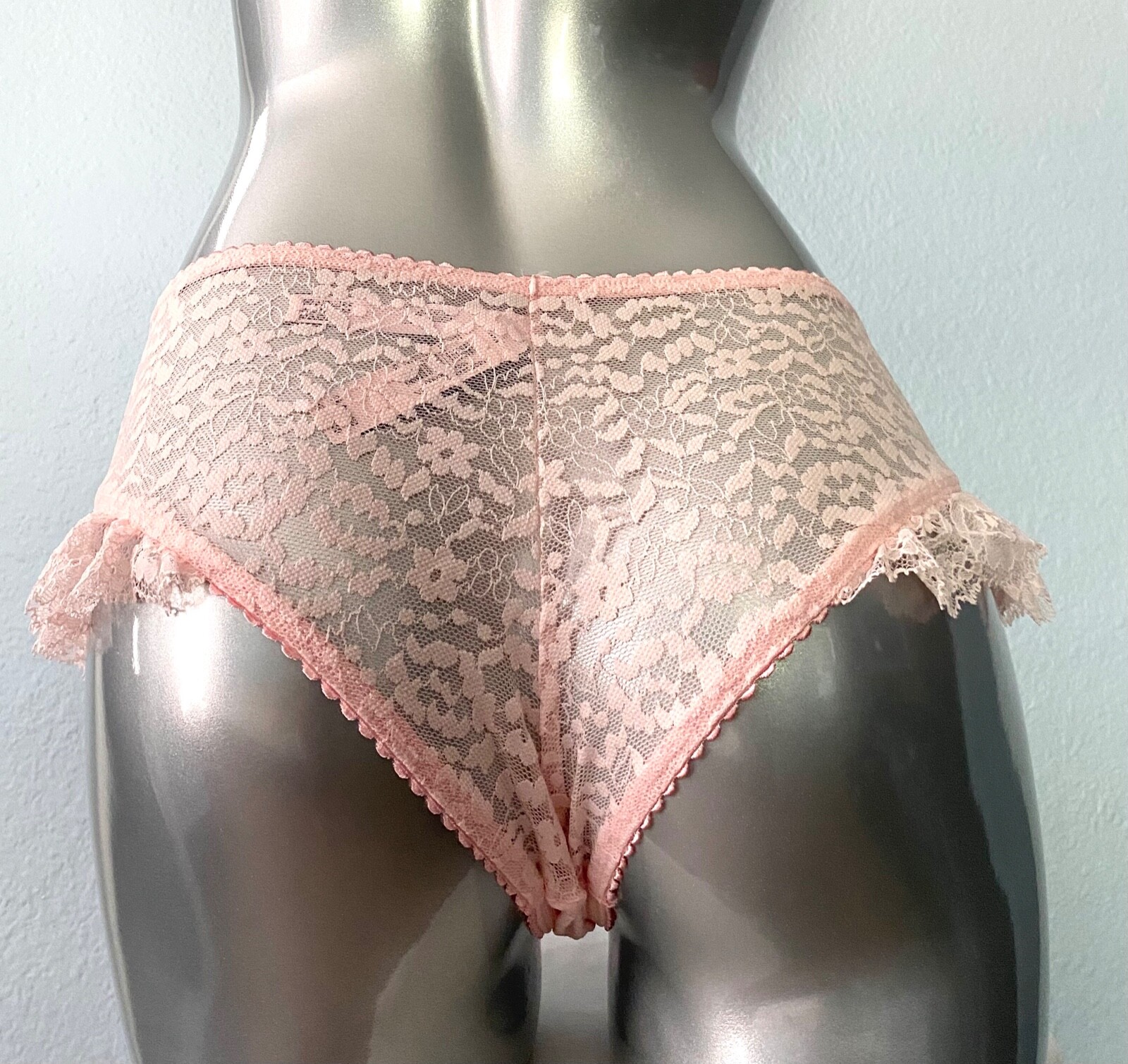 Victoria’s Secret Cheeky Panty Pink Lace Ruffle Ruffled Sexy Panties L XL