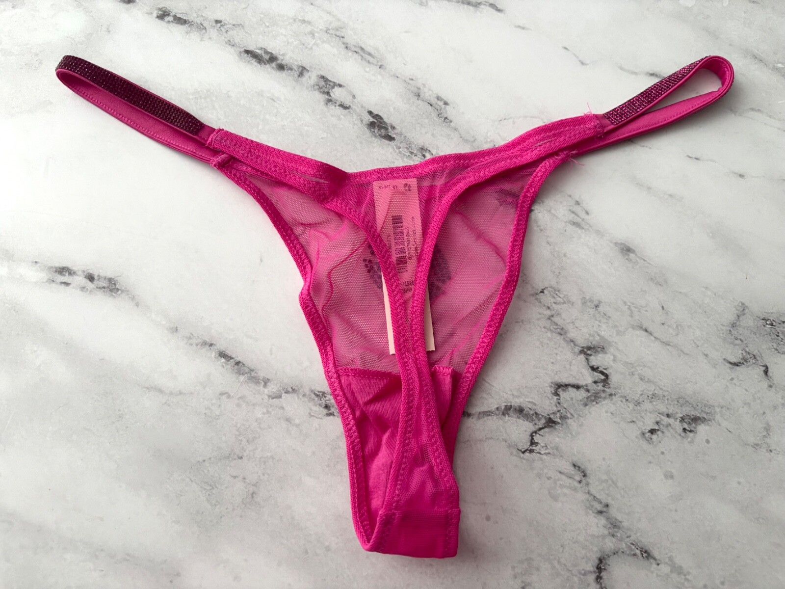 Victoria’s Secret Thong Panty Sexy Fuchsia Frenzy Mesh w/ Lips Shine Strap L XL