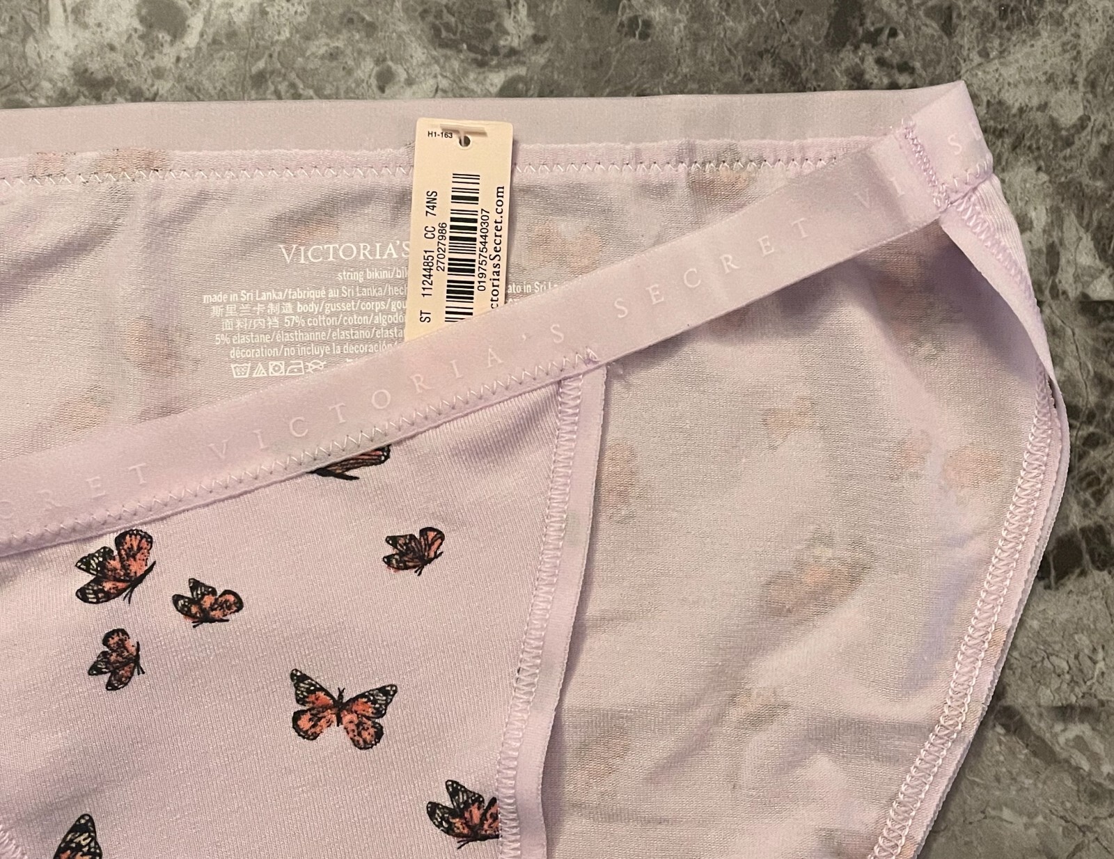 NWT VICTORIA’S SECRET LAVENDER BUTTERFLY LIGHTWEIGHT BAND STRING BIKINI PANTIES