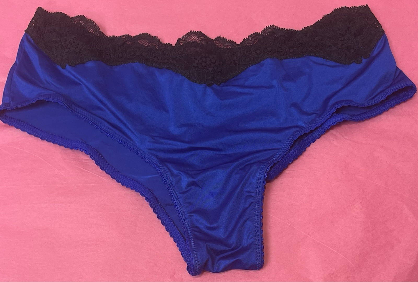 VICTORIA SECRET Cheeky Royal Blue and Black Silky Smooth Panties Size MEDIUM