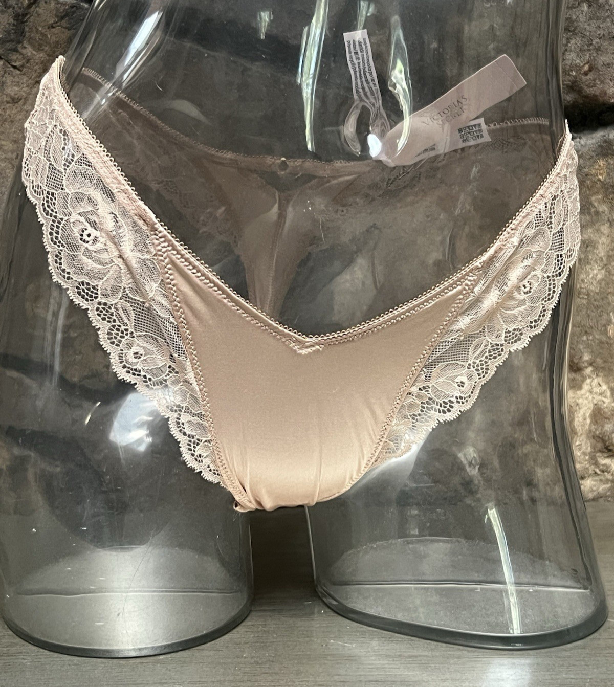 Victoria’s Secret Satin & Lace High Leg THONG Panty Sz M PRALINE 65H8 NWT$16.95