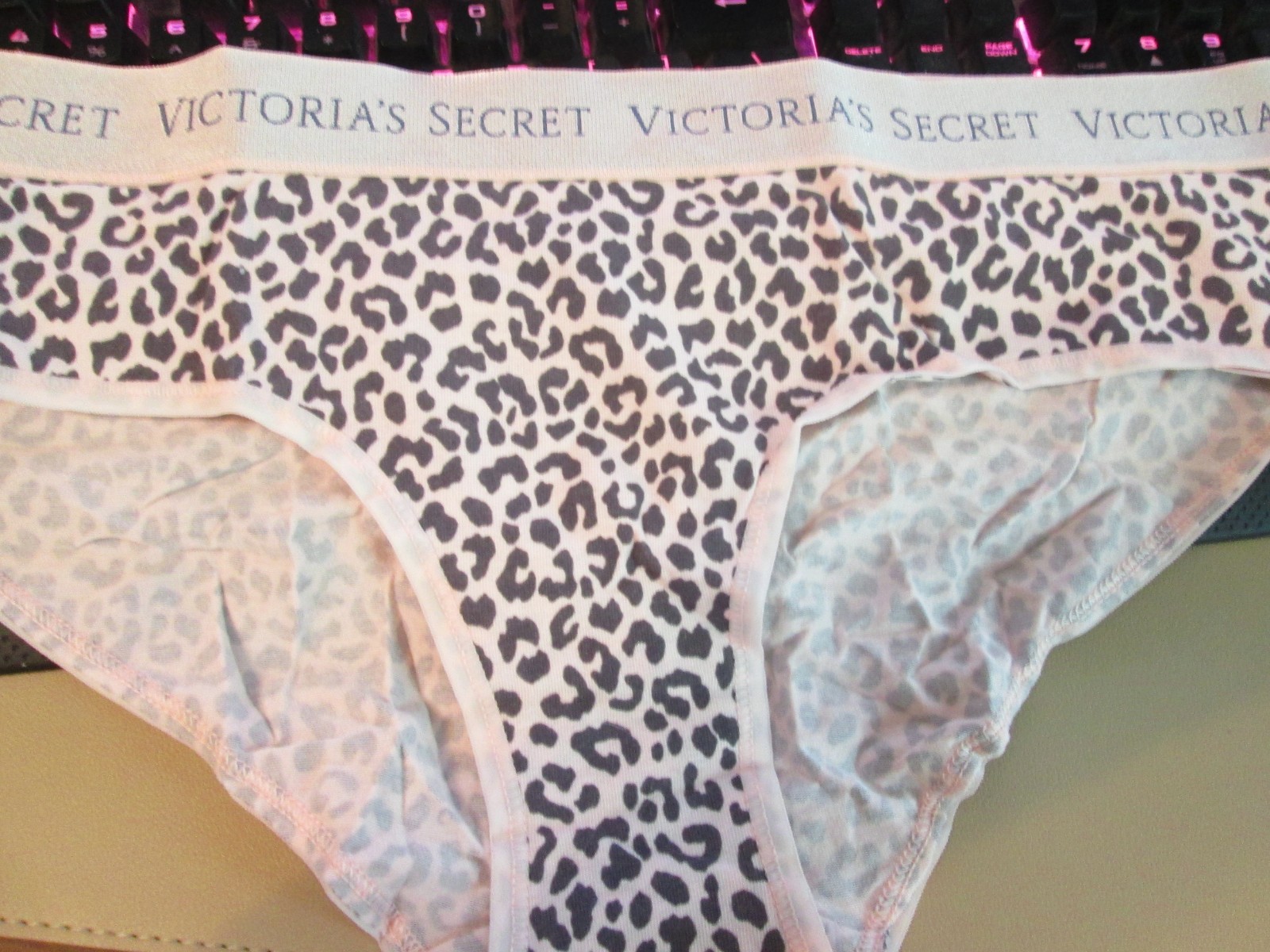 New w/tag Victoria’s Secret 💲Discounts on 2+💲 Hiphugger💙XS,S,M,L,XL💙