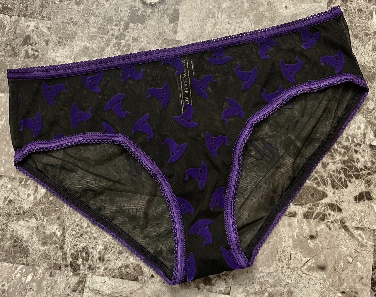 VICTORIA’S SECRET PURPLE HALLOWEEN MESH VELVET BOW DOWN WITCH HAT RARE PANTIES