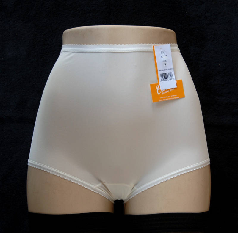 CAROLE Premium Nylon/Spandex Full-Cut Ivory Brief Size 5/Small