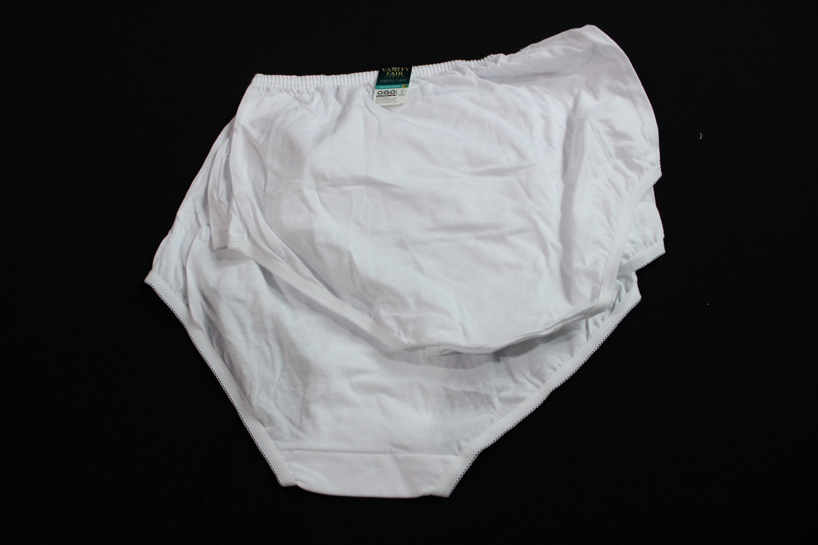 Vanity Fair Women’s 3-Pk Perfectly Yours Classic Cotton Briefs ZG3 White Medium