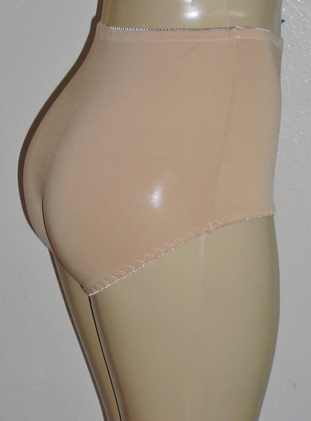 Lot 2 New Light Control Panties Full Cover Brief Microfiber Stretchy 32-36W XL