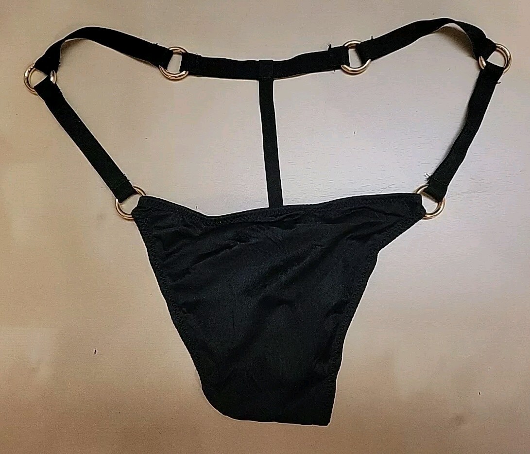 VICTORIA’S SECRET VERY SEXY BLACK V-String thong Panty w/ Gold Metal Rings sz S