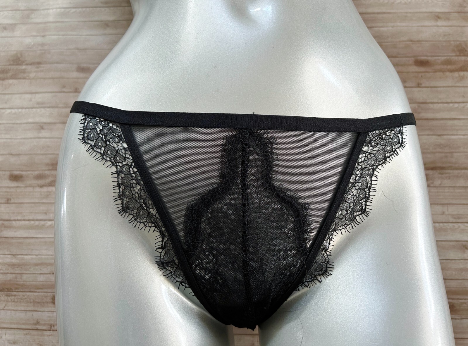 Nwt Victorias Secret Luxe Dream Angels Floral Eyelash Lace Itsy Panty M