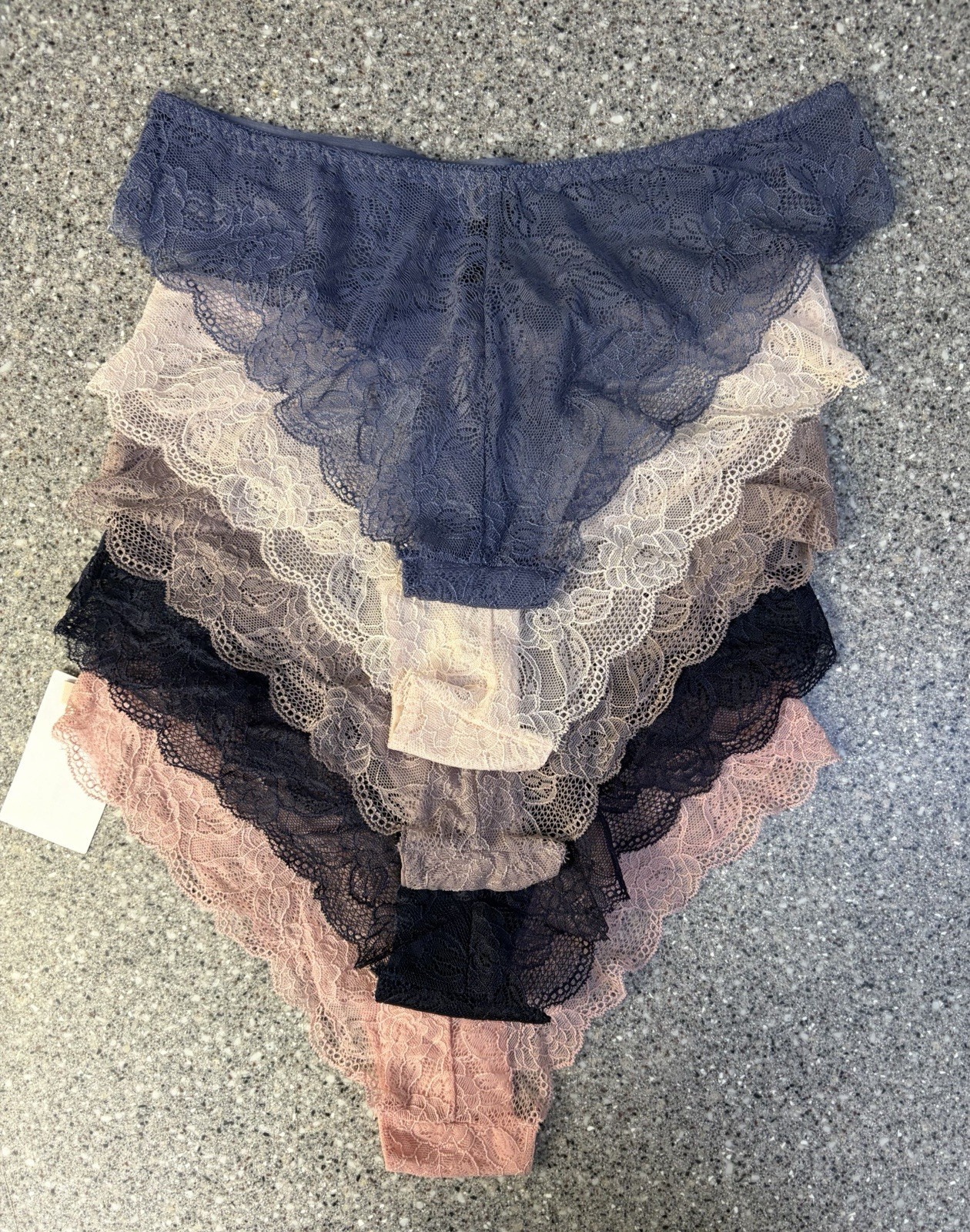 DANSKIN Intimates Cheeky Fit No Lines Panties Lace Front Back Set of 5 Small